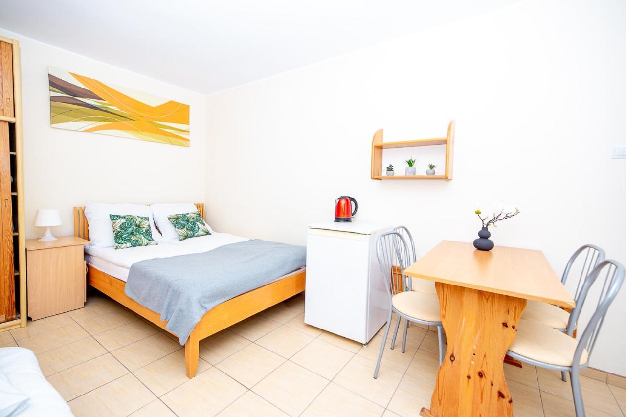Nt Holiday Dzwirzyno Bagian luar foto